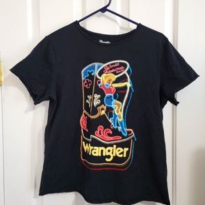Women's Wrangler t-shirt sz Medium